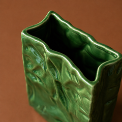 Creamy Fabric-Bag Ceramic Water Vase